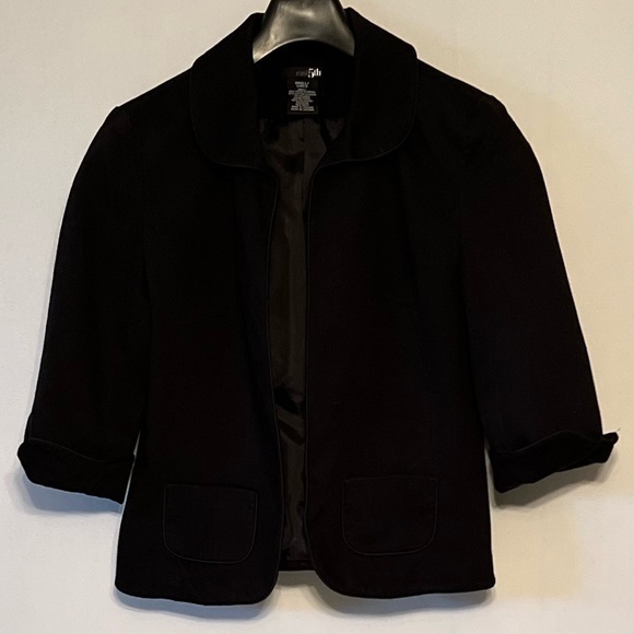 East 5th Jackets & Blazers - East 5th Small Chico, black 3/4 sleeved woman’s size Small